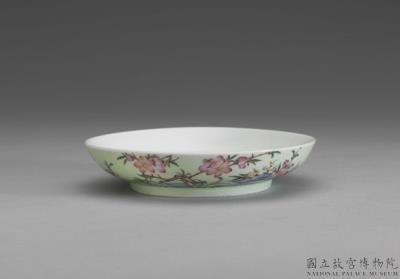 图片[2]-Dish with peach and bamboo in green ground of falangcai painted enamels, Qing dynasty, Yongzheng reign (1723-1735)-China Archive